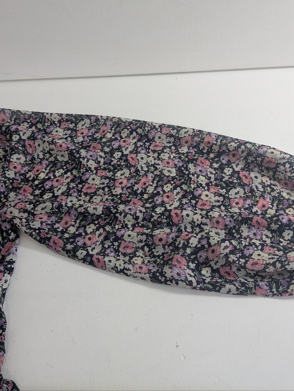 ASTR The Label Dress Women's Small Black Floral Puff Sleeve Fit And Flare EUC - Picture 9 of 13